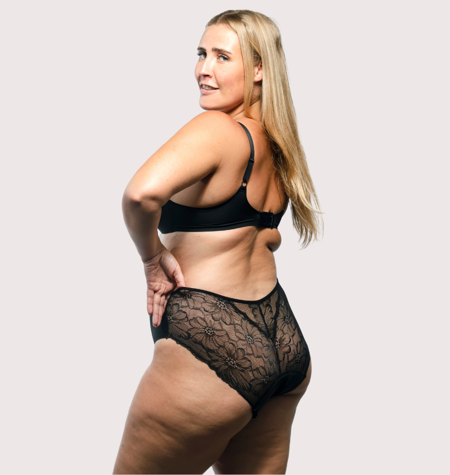 Brief met bloem kant